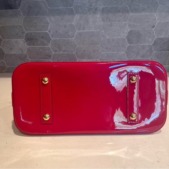 Louis Vuitton Vernis Alma MM Rose Indian - Picture 9 of 14